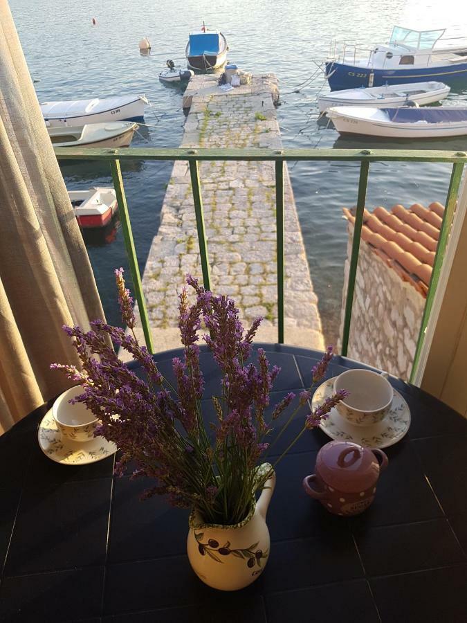 Cres View Apartments Εξωτερικό φωτογραφία